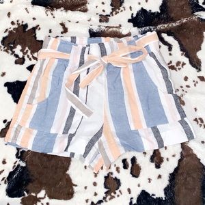 High waisted cloth shorts